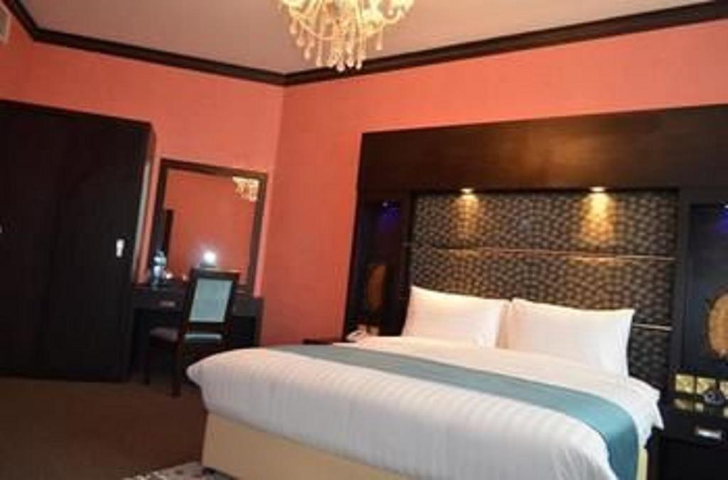 Royal Phoenicia Hotel Manama Room photo